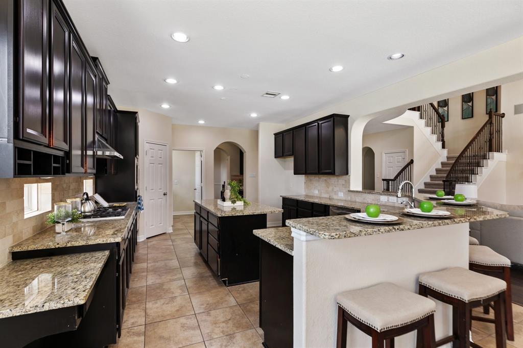 Sugar Land, Texas, 77479, United States, 5 Bedrooms Bedrooms, ,5 BathroomsBathrooms,Residential,For Sale,1982894