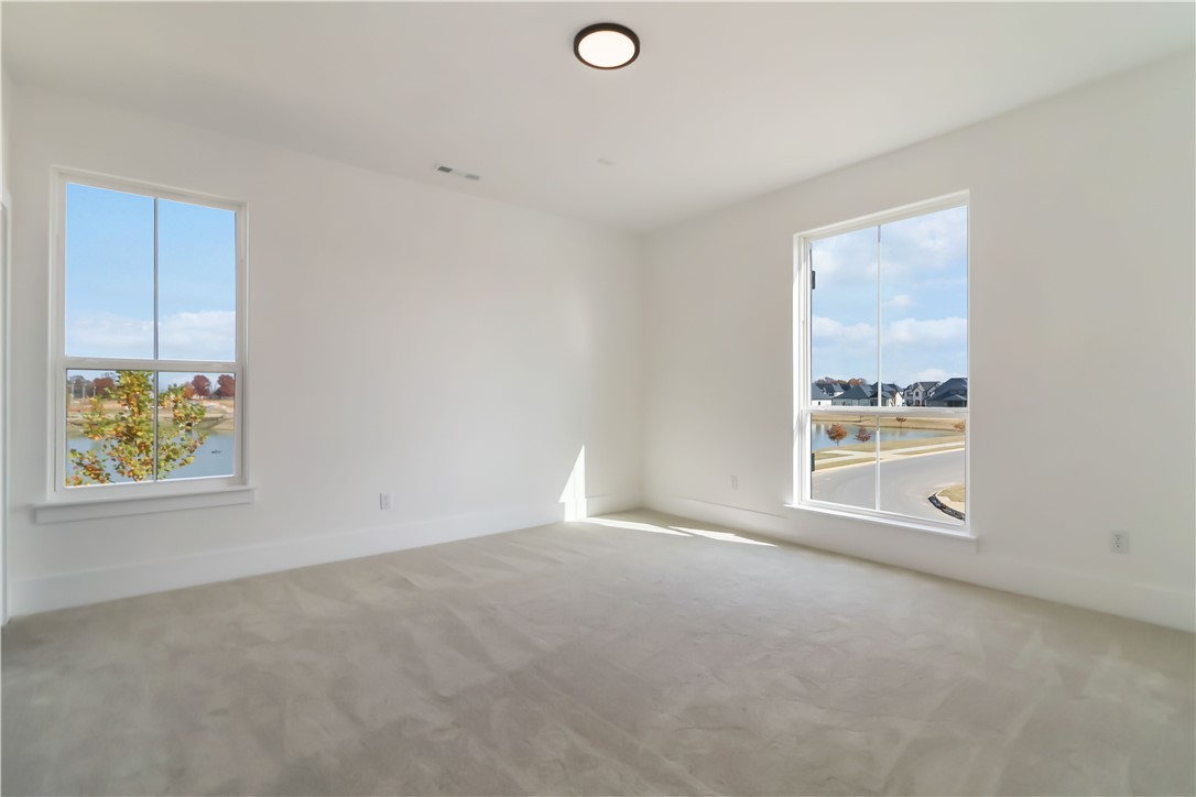 Bentonville, Arkansas, 72713, United States, 4 Bedrooms Bedrooms, ,3 BathroomsBathrooms,Residential,For Sale,1989586