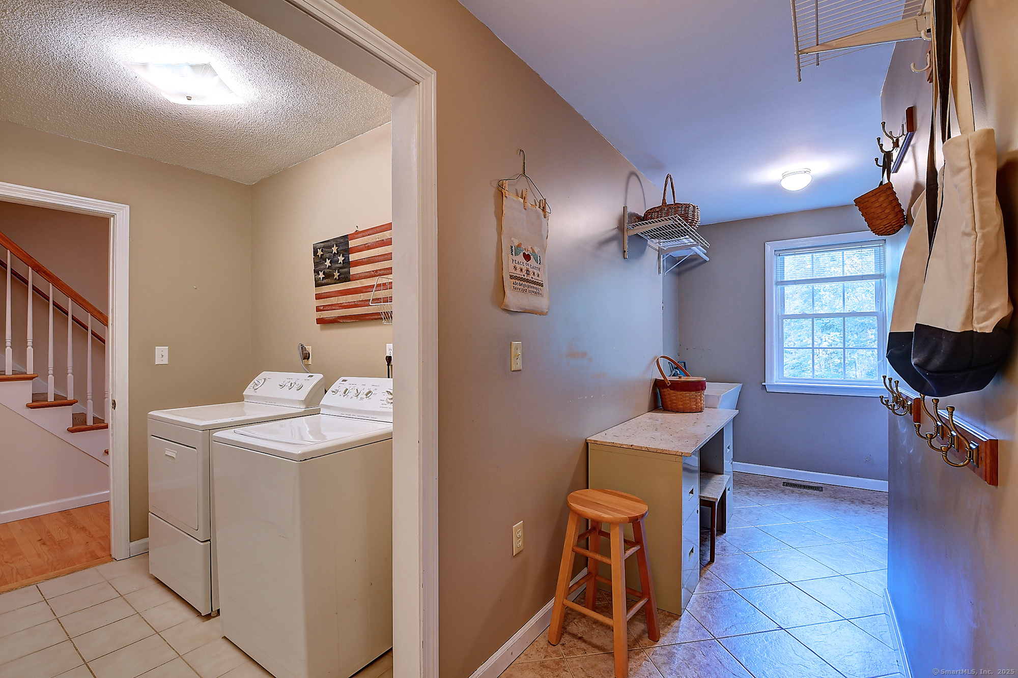 Cheshire, Connecticut, 06410, United States, 3 Bedrooms Bedrooms, ,3 BathroomsBathrooms,Residential,For Sale,1987474