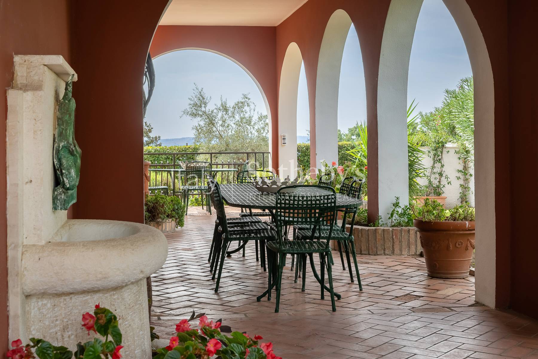 Elegant Villa with Private Park in Trevignano Romano - 物件實景