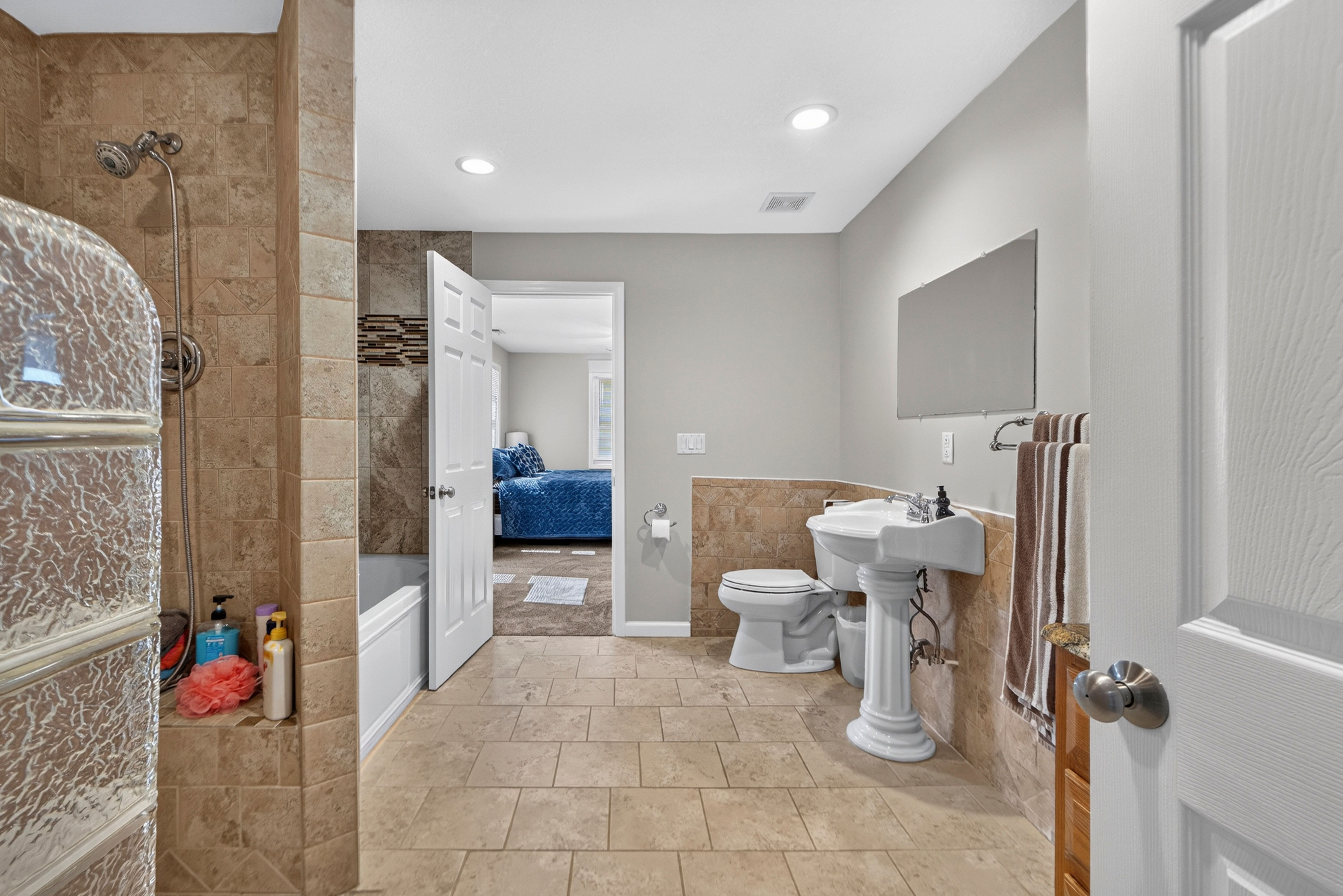  26025 Metcalf Road, Louisburg, KS 66053 - 物件實景