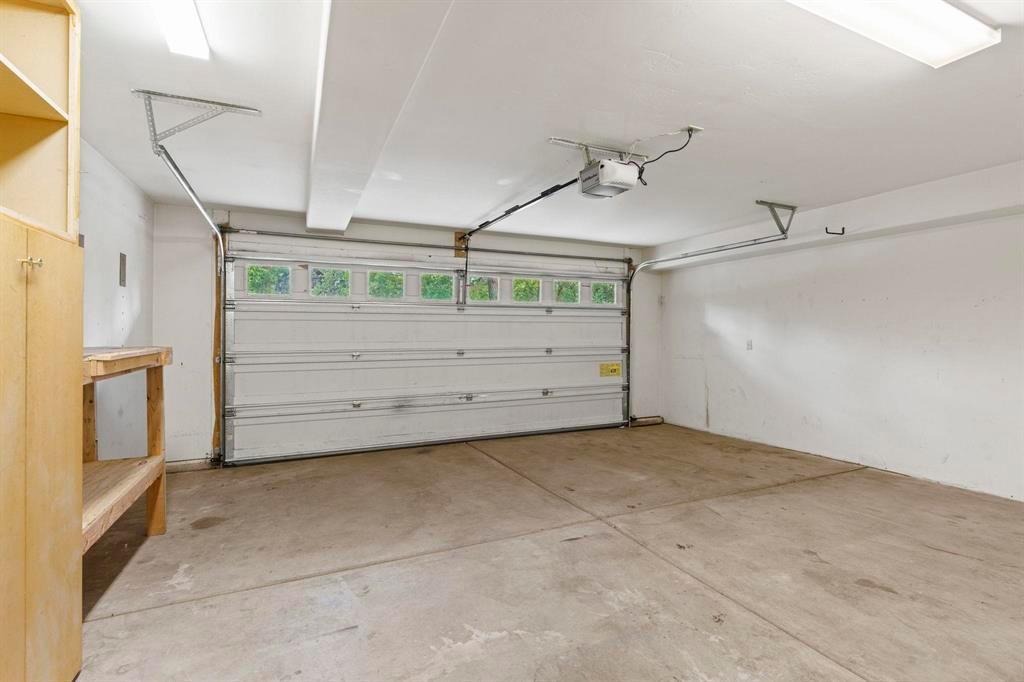 Durango, Colorado, 81301, United States, 3 Bedrooms Bedrooms, ,3 BathroomsBathrooms,Residential,For Sale,1908342