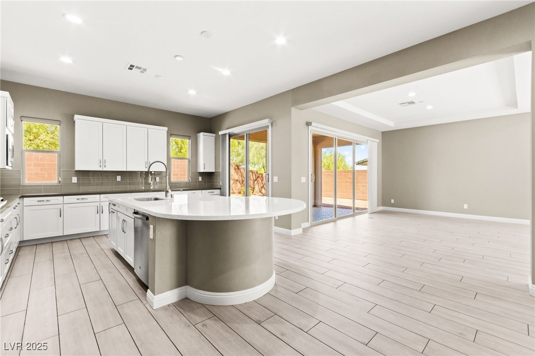 Las Vegas, Nevada, 89135, United States, 4 Bedrooms Bedrooms, ,4 BathroomsBathrooms,Residential,For Sale,1926199