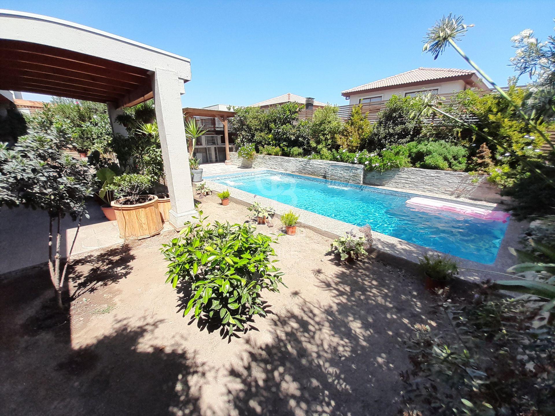 Colina, Chile, 3 Bedrooms Bedrooms, ,3 BathroomsBathrooms,Residential,For Sale,1967756