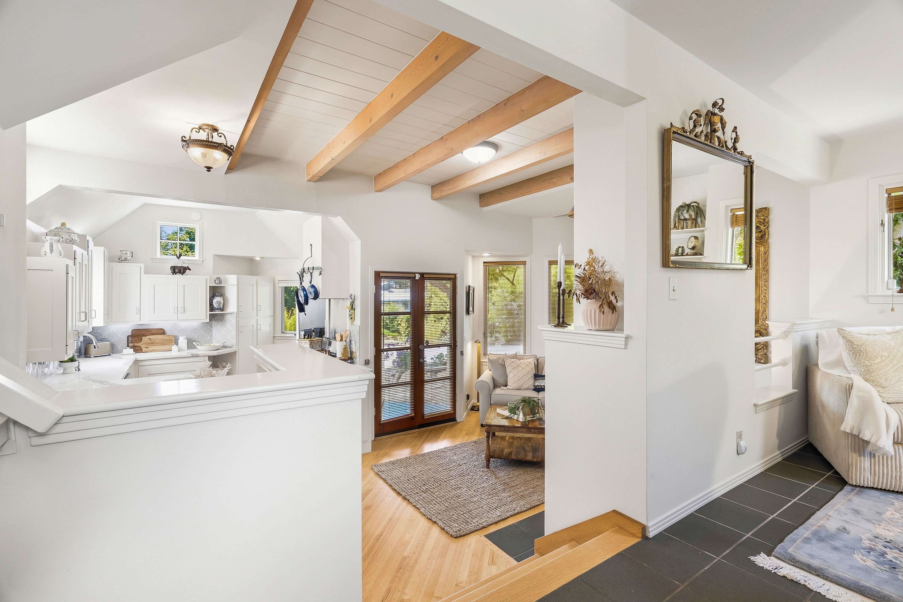  5492 Silver Birch Lane - 物件實景