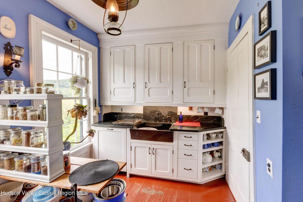 Bovina, New York, 13740, United States, 4 Bedrooms Bedrooms, ,2 BathroomsBathrooms,Residential,For Sale,1826483