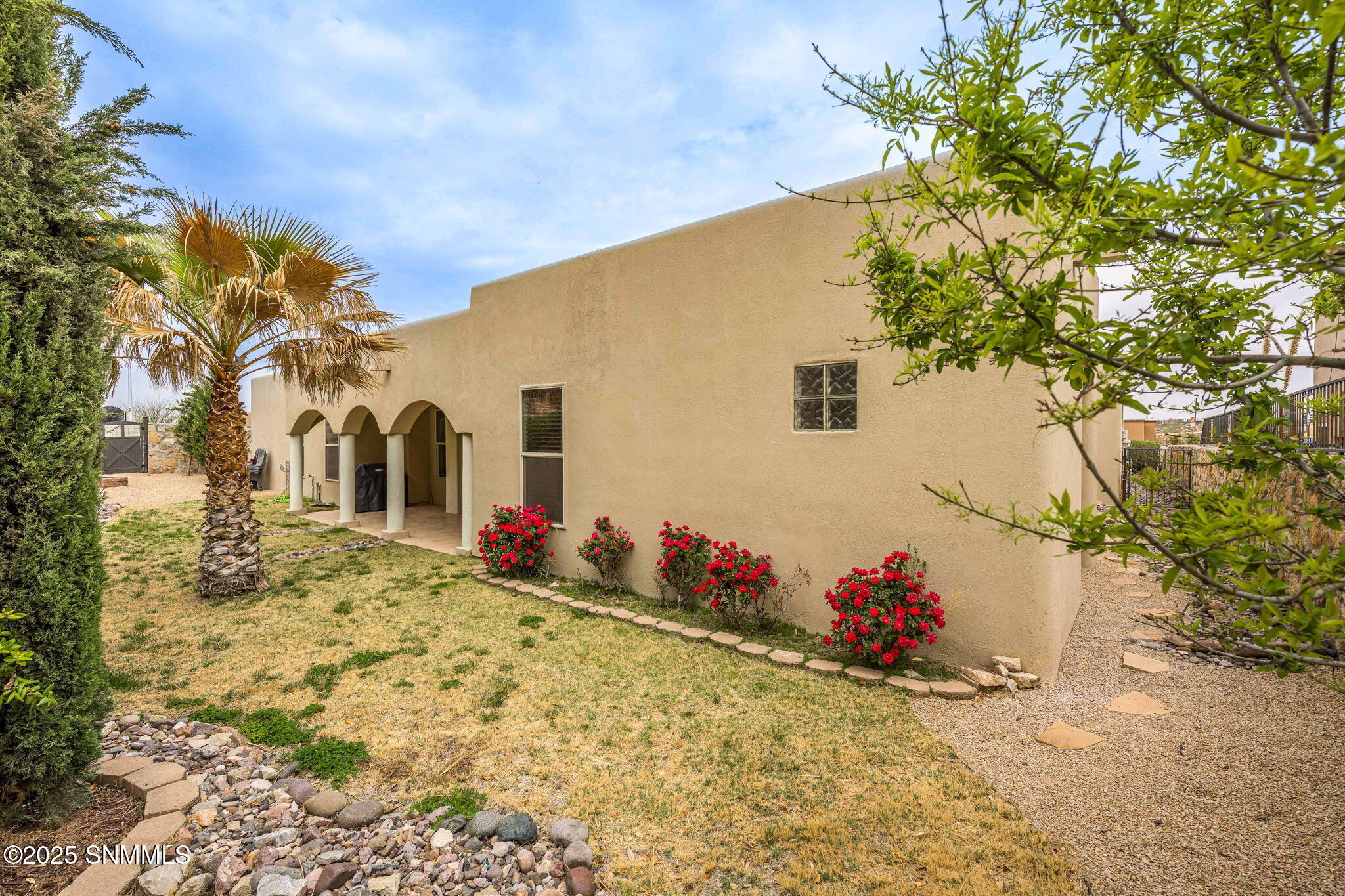 Las Cruces, New Mexico, 88011, United States, 4 Bedrooms Bedrooms, ,3 BathroomsBathrooms,Residential,For Sale,1777024