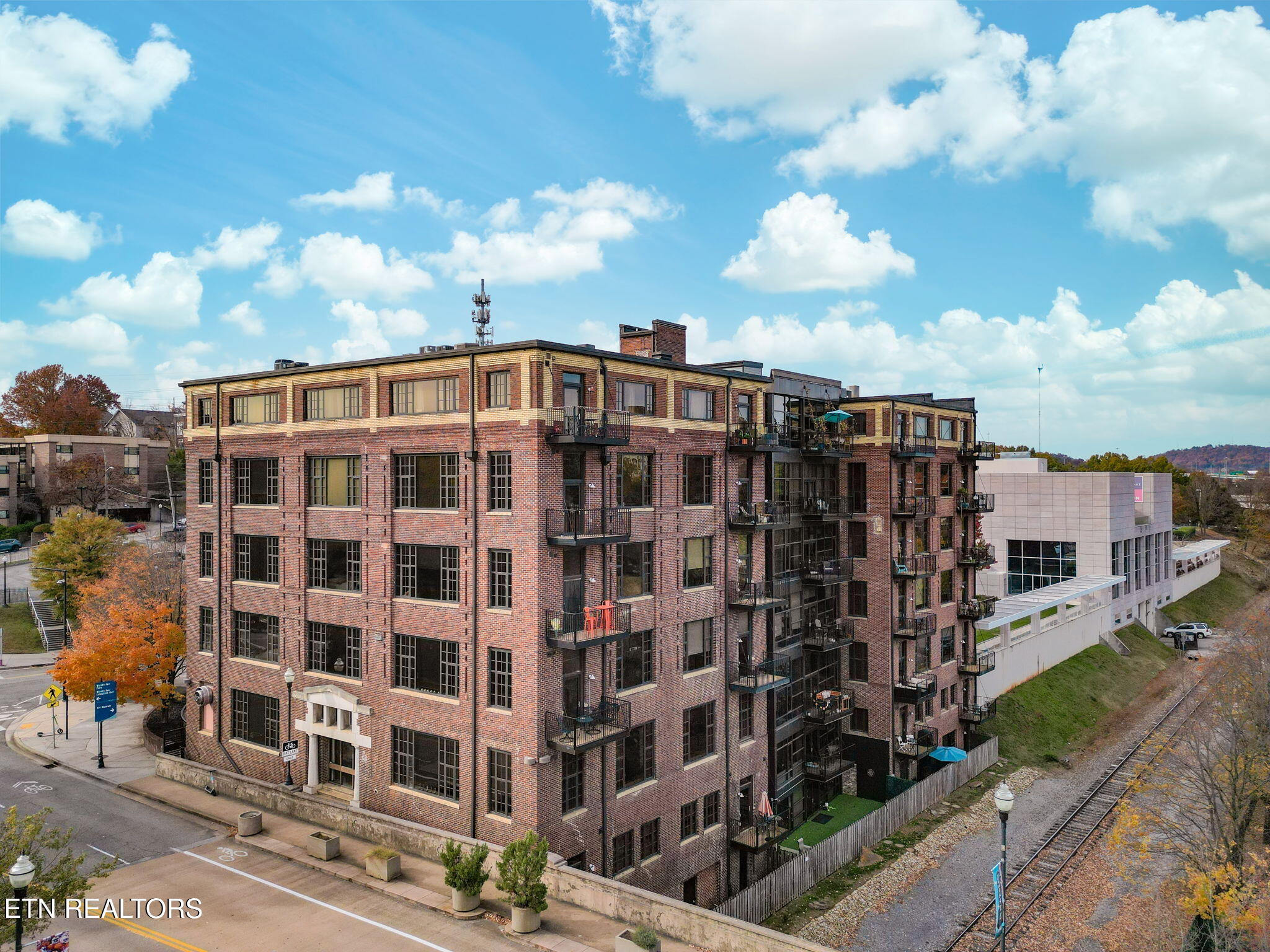 Knoxville, Tennessee, 37916, United States, 1 Bedroom Bedrooms, ,1 BathroomBathrooms,Residential,For Sale,1995398