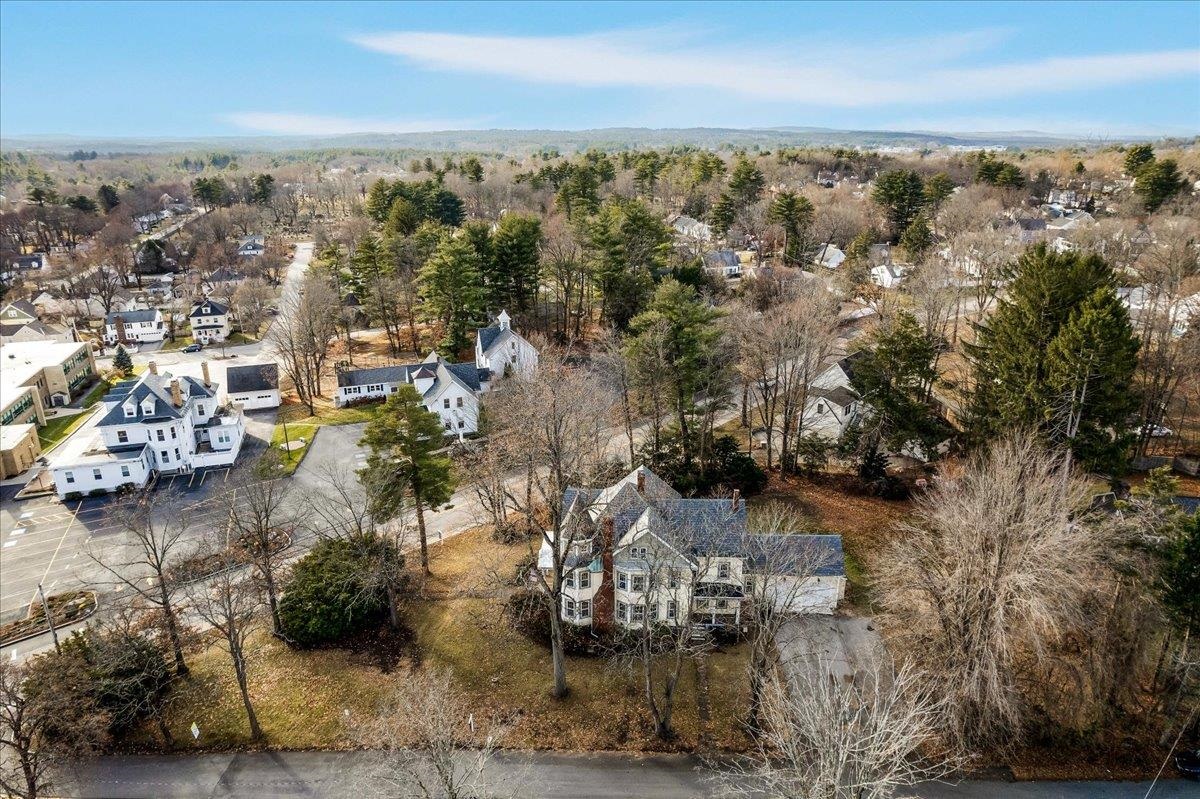 Nashua, New Hampshire, 03064, United States, 4 Bedrooms Bedrooms, ,3 BathroomsBathrooms,Residential,For Sale,1901242