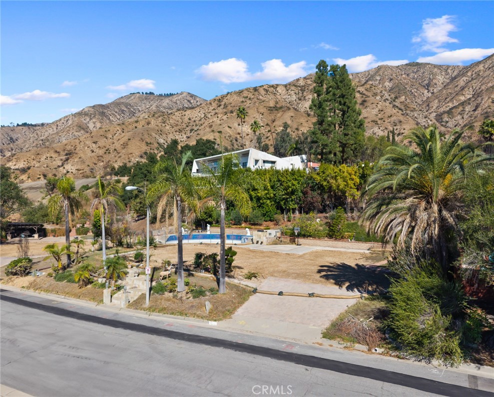 Pasadena, California, 91107, United States, 4 Bedrooms Bedrooms, ,3 BathroomsBathrooms,Residential,For Sale,1989049