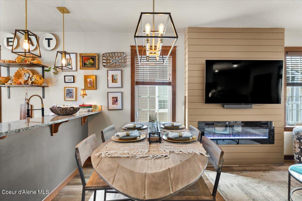 Coeur D'alene, Idaho, 83814, United States, 2 Bedrooms Bedrooms, ,1 BathroomBathrooms,Residential,For Sale,1761897