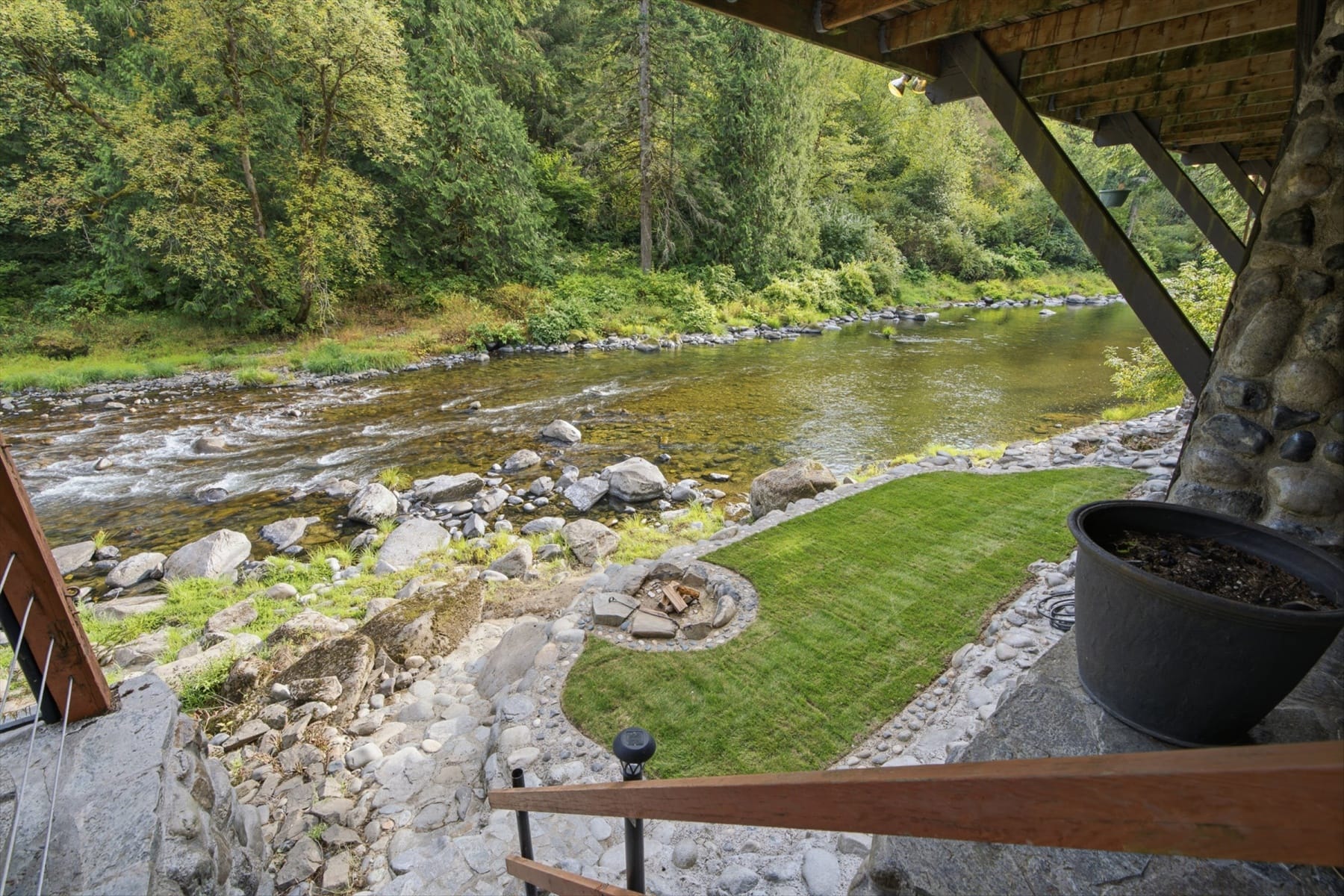  36115 NE WASHOUGAL RIVER RD Washougal, WA 98671 - 物件實景