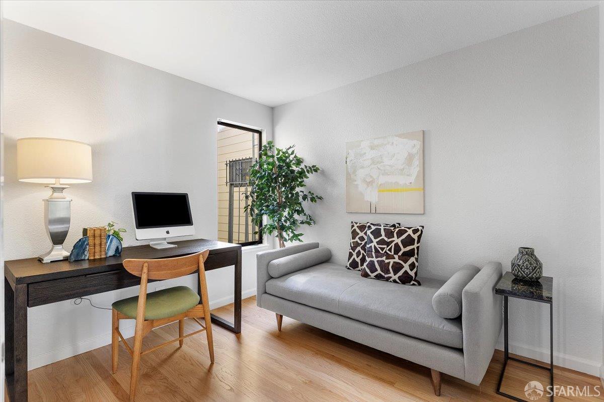 San Francisco, California, 94124, United States, 3 Bedrooms Bedrooms, ,2 BathroomsBathrooms,Residential,For Sale,2001801