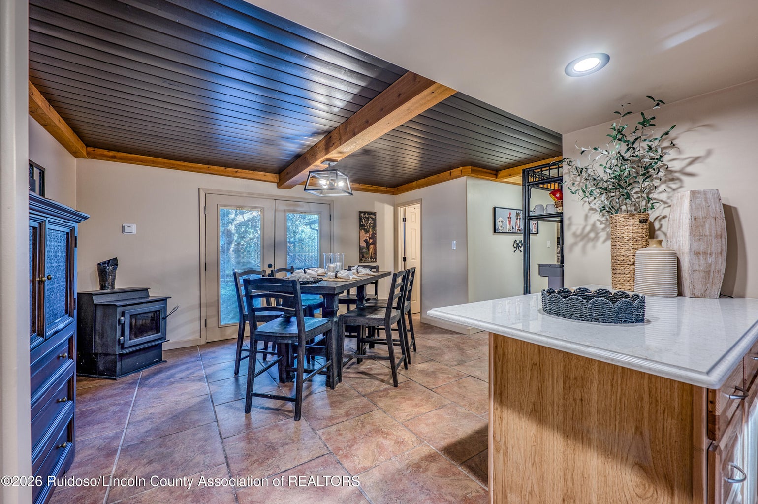 Ruidoso, New Mexico, 88345, United States, 4 Bedrooms Bedrooms, ,3 BathroomsBathrooms,Residential,For Sale,2008088