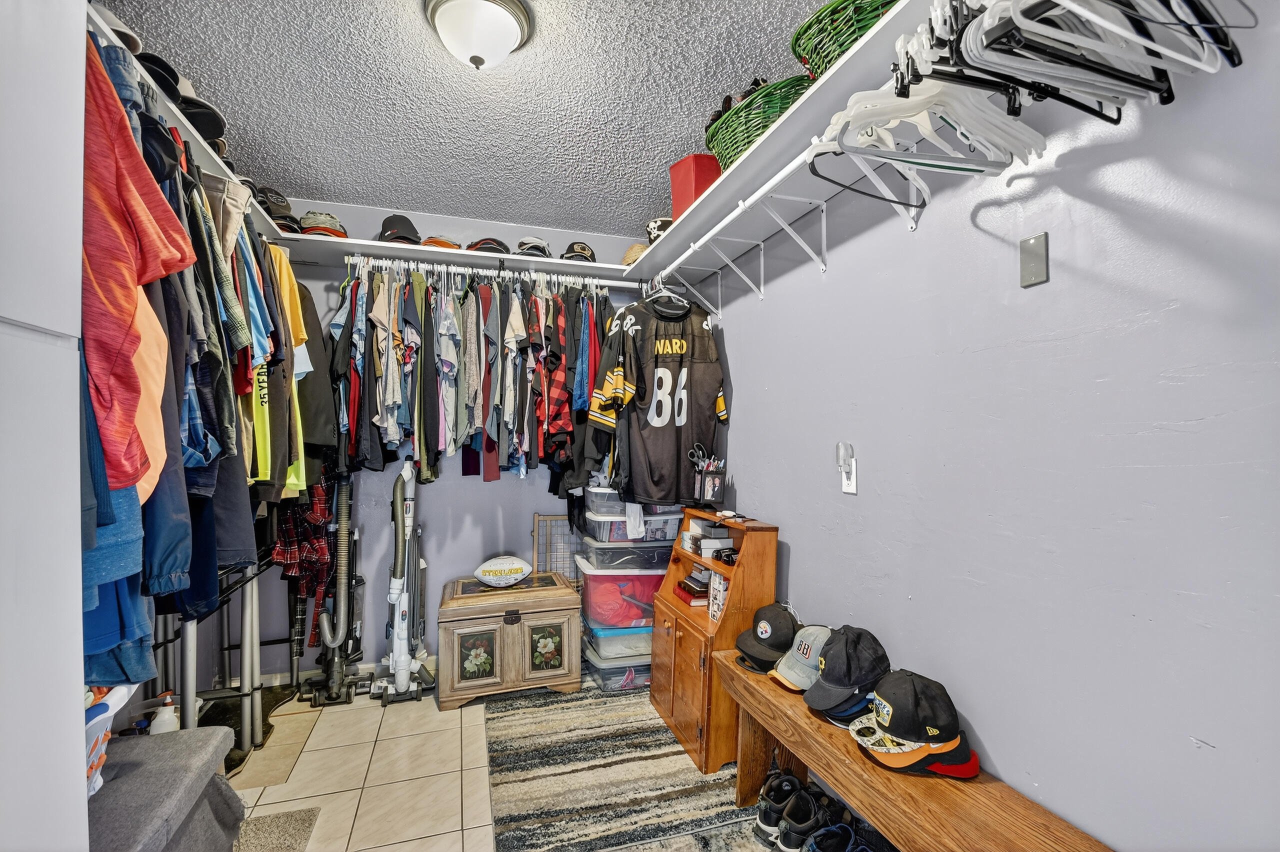 West Palm Beach, Florida, 33406, United States, 3 Bedrooms Bedrooms, ,2 BathroomsBathrooms,Residential,For Sale,1998393