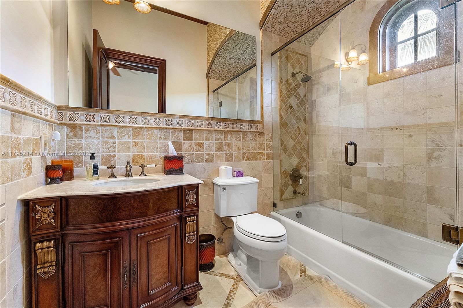 Homestead, Florida, 33031, United States, 6 Bedrooms Bedrooms, ,7 BathroomsBathrooms,Residential,For Sale,1804180