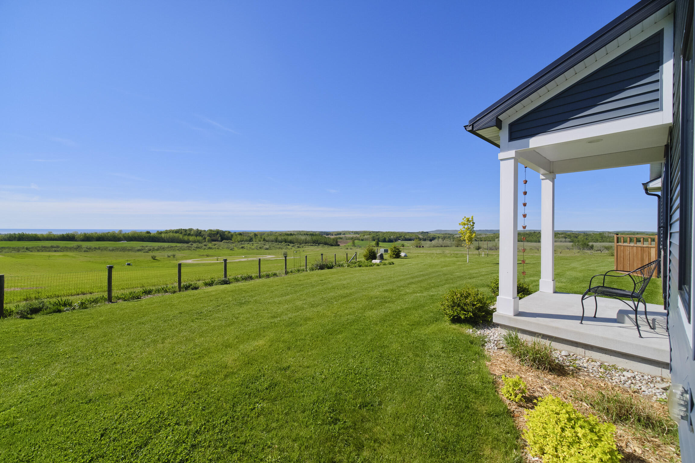 Manistee, Michigan, 49660, United States, 3 Bedrooms Bedrooms, ,2 BathroomsBathrooms,Residential,For Sale,2049083