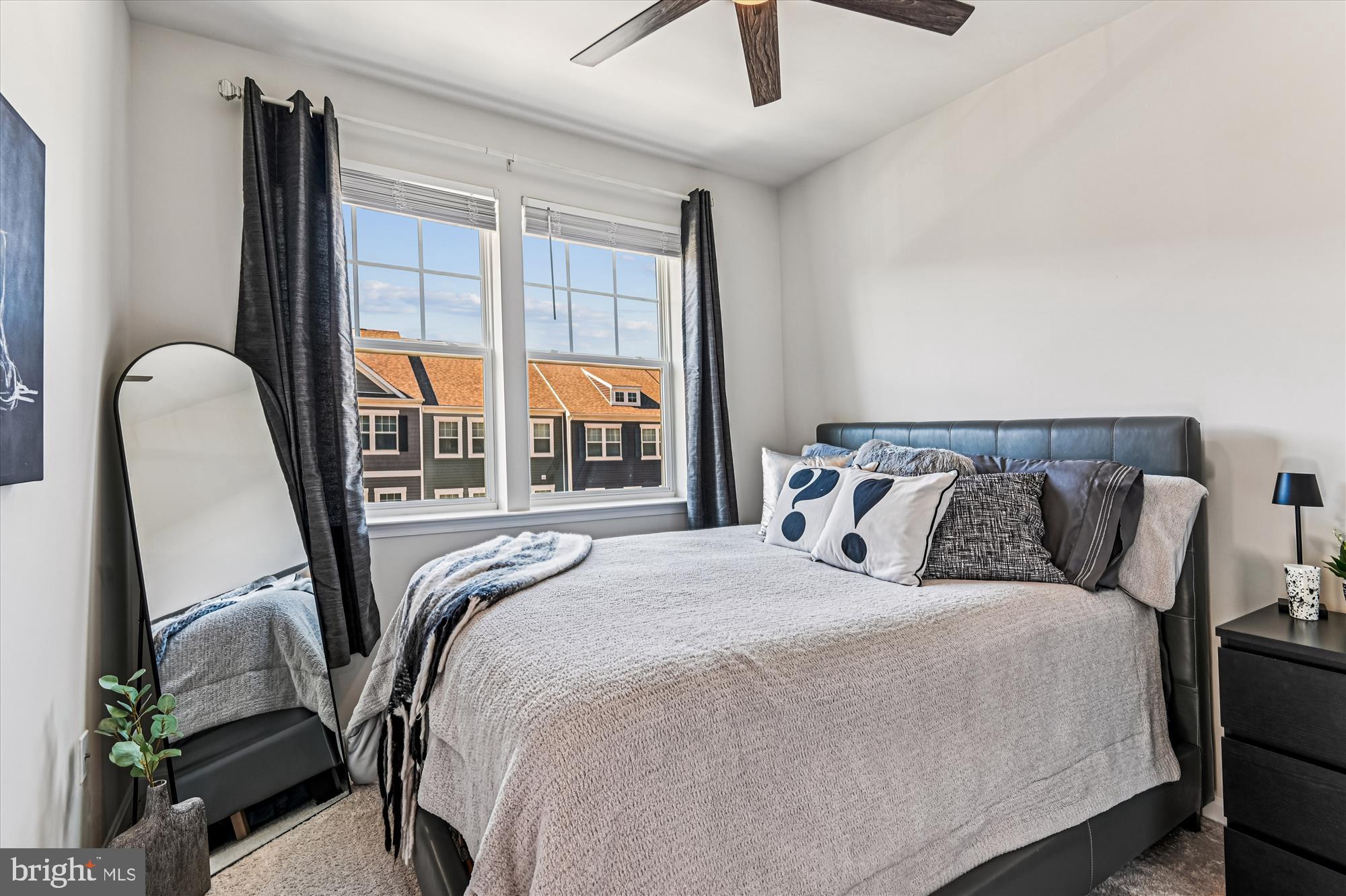 Odenton, Maryland, 21113, United States, 3 Bedrooms Bedrooms, ,3 BathroomsBathrooms,Residential,For Sale,1979208