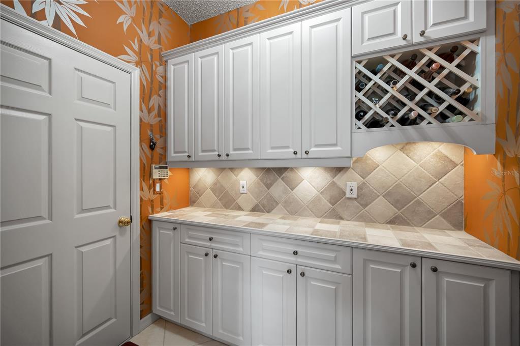 Oldsmar, Florida, 34677, United States, 3 Bedrooms Bedrooms, ,2 BathroomsBathrooms,Residential,For Sale,1933265
