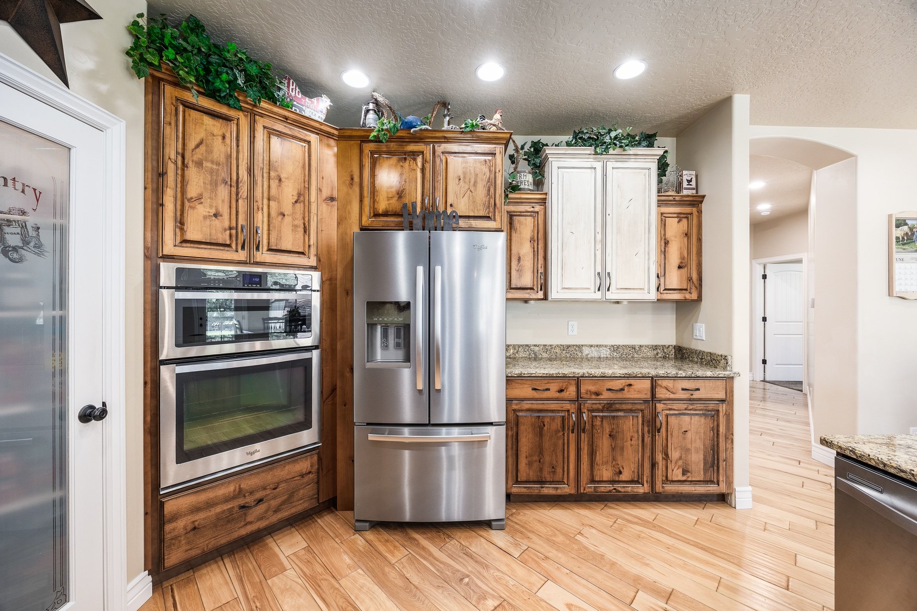  4,000+ SF Home, 1 Acre, Duchesne River Fly Fishing Easement - 物件實景