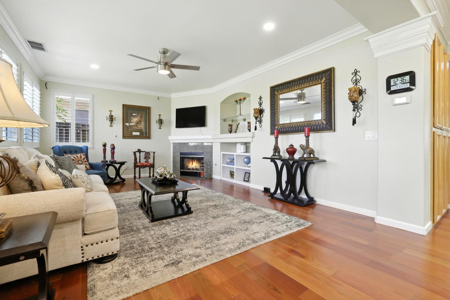 Sacramento, California, 95834, United States, 4 Bedrooms Bedrooms, ,3 BathroomsBathrooms,Residential,For Sale,1932089