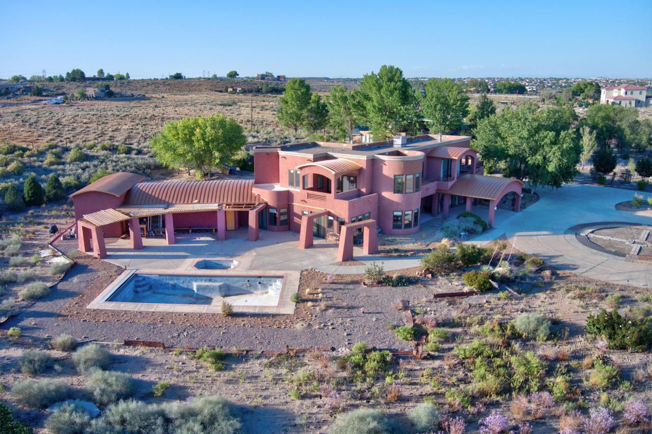 6301 COORS Boulevard NW, Albuquerque, New Mexico, 87120, United States, 3 Bedrooms Bedrooms, ,4 BathroomsBathrooms,Residential,For Sale,6301 COORS Boulevard NW,1637534
