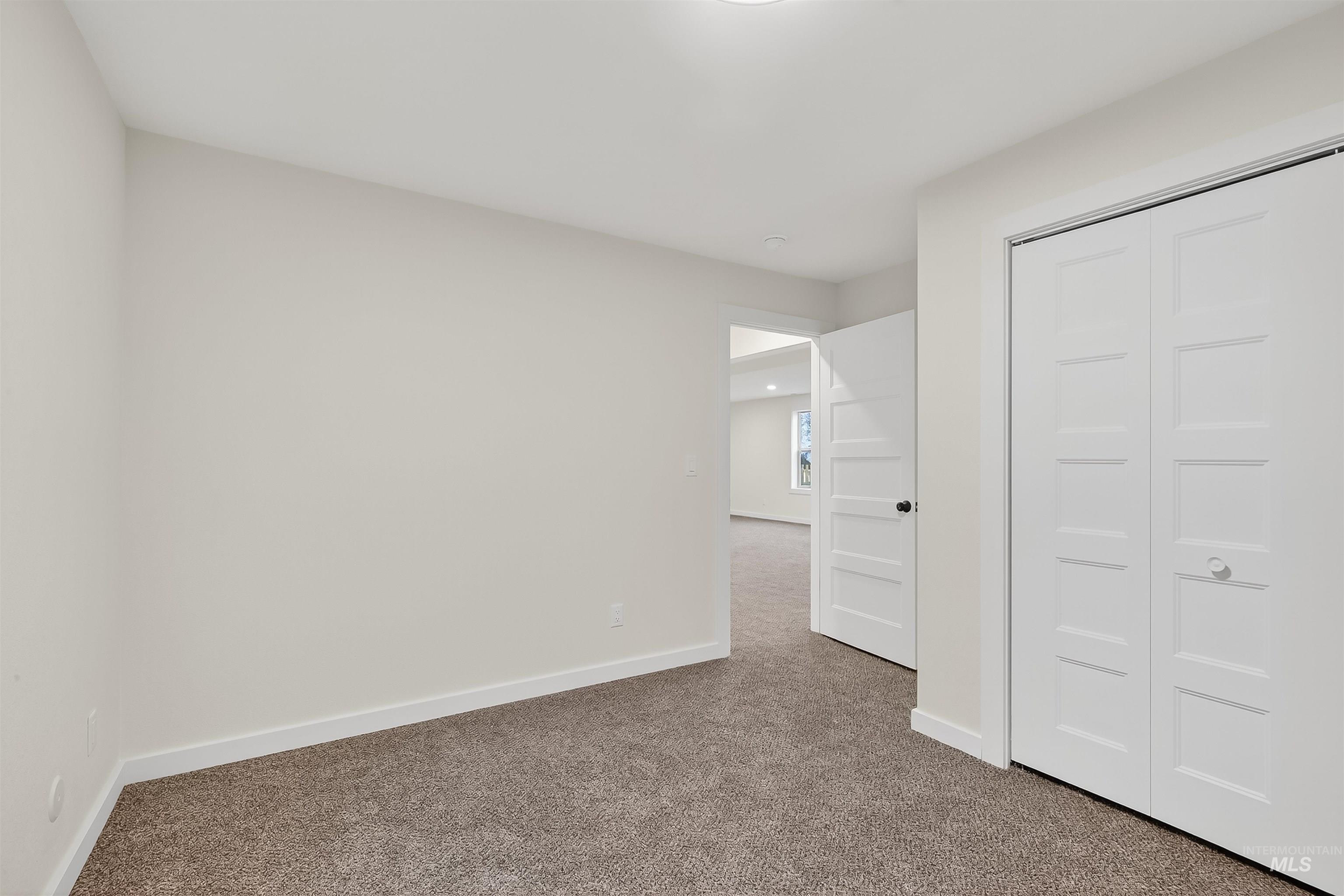 Lewiston, Idaho, 83501, United States, 5 Bedrooms Bedrooms, ,Residential,For Sale,1987812