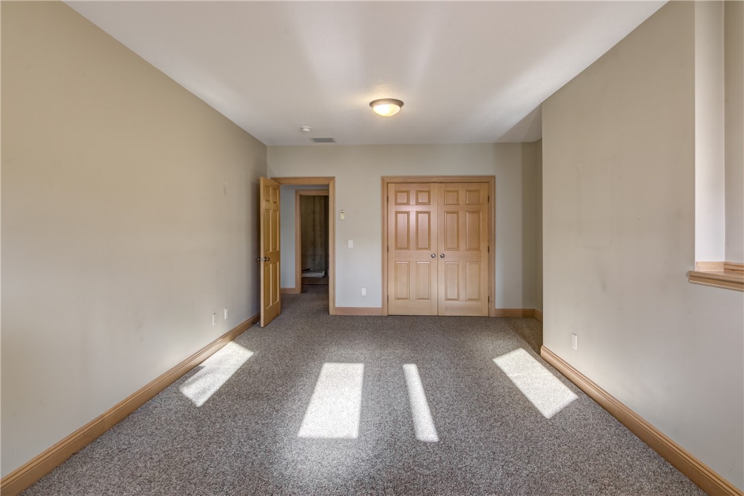 Eau Claire, Wisconsin, 54701, United States, 5 Bedrooms Bedrooms, ,4 BathroomsBathrooms,Residential,For Sale,1976179