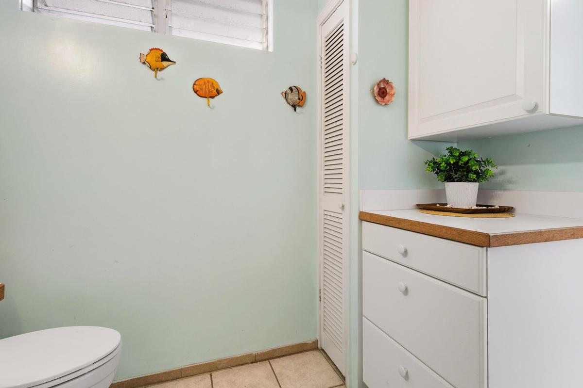 Kailua-Kona, Hawaii, 96740, United States, ,1 BathroomBathrooms,Residential,For Sale,1997056