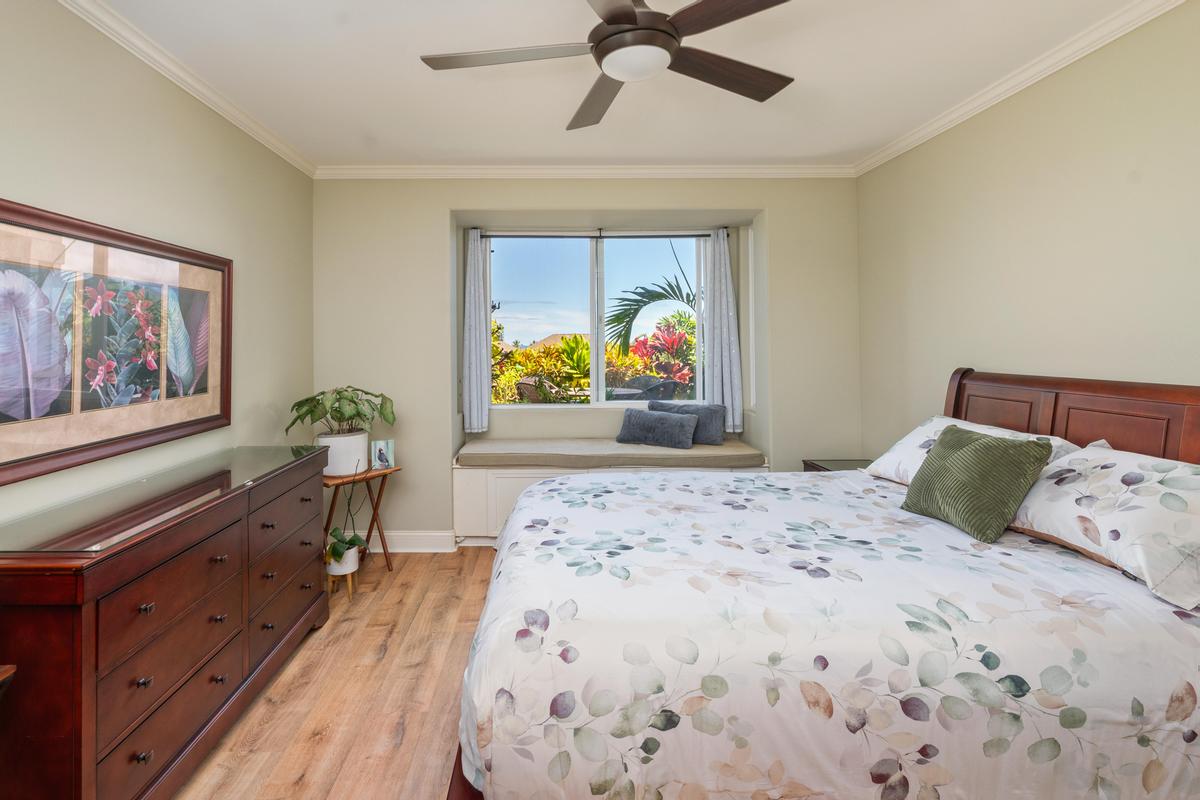 Kailua-Kona, Hawaii, 96740, United States, 2 Bedrooms Bedrooms, ,2 BathroomsBathrooms,Residential,For Sale,1927495