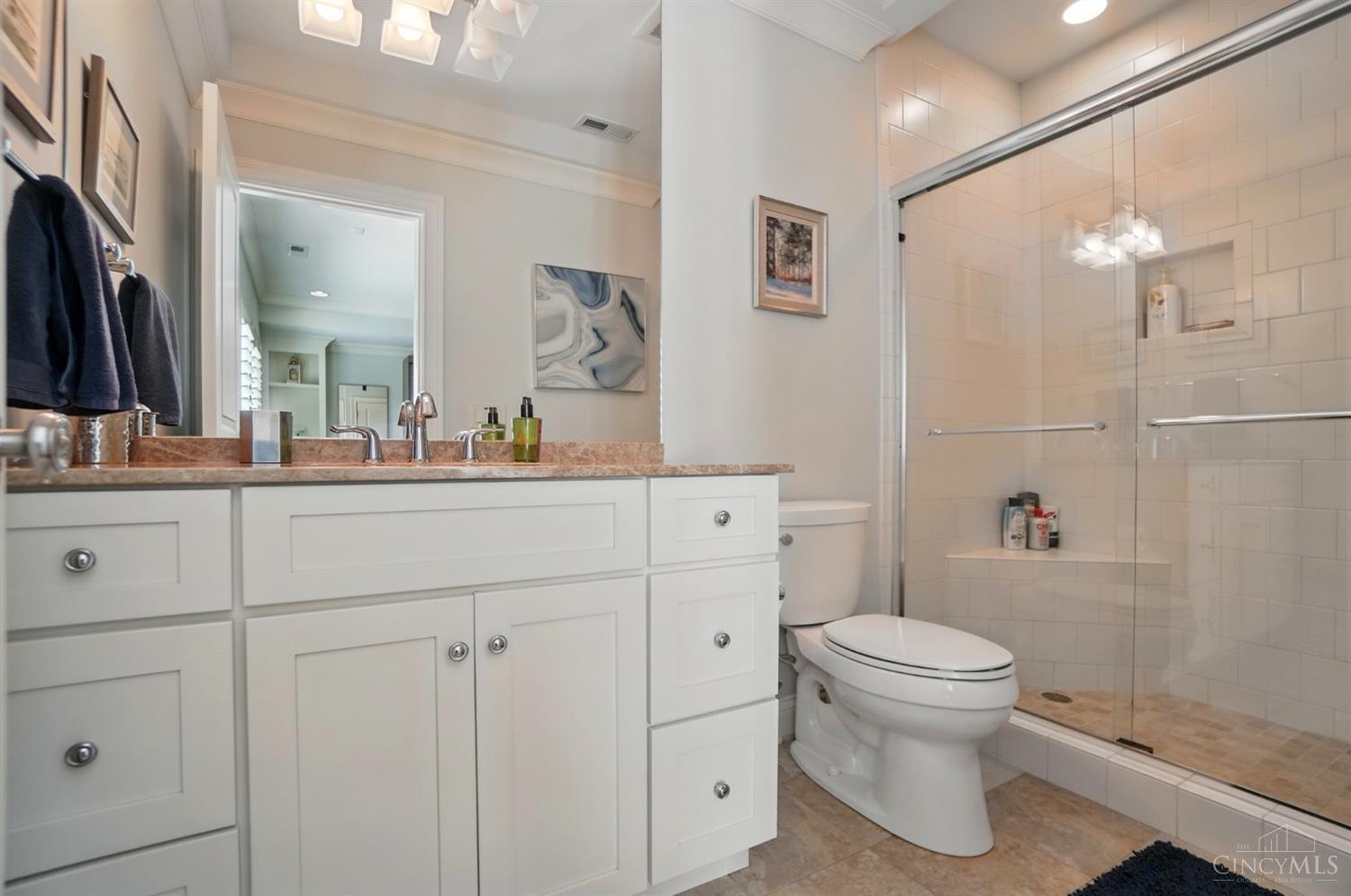 Cincinnati, Ohio, 45202, United States, 3 Bedrooms Bedrooms, ,4 BathroomsBathrooms,Residential,For Sale,1850372