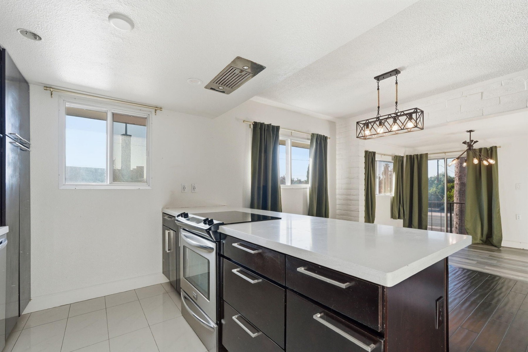  1901 E Missouri Avenue 204  Phoenix, AZ - 物件實景