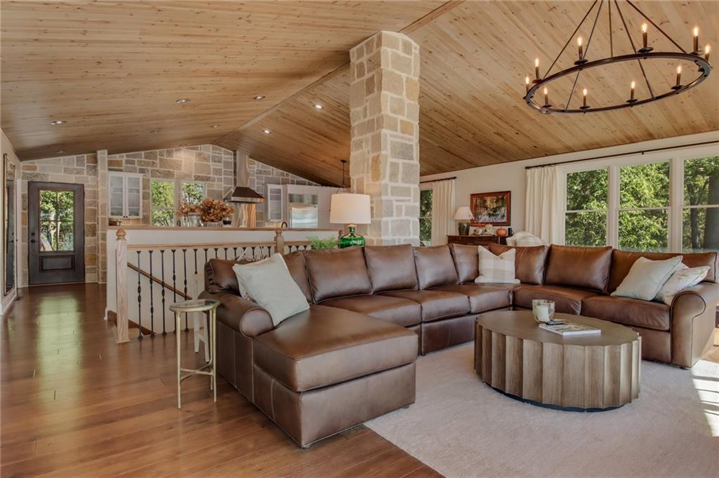 Pepin, Wisconsin, 54759, United States, 4 Bedrooms Bedrooms, ,3 BathroomsBathrooms,Residential,For Sale,1987590