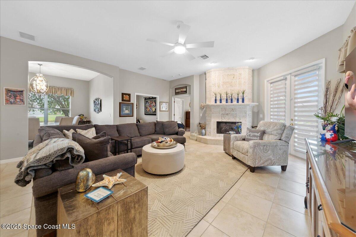 Melbourne, Florida, 32904, United States, 3 Bedrooms Bedrooms, ,3 BathroomsBathrooms,Residential,For Sale,1880700