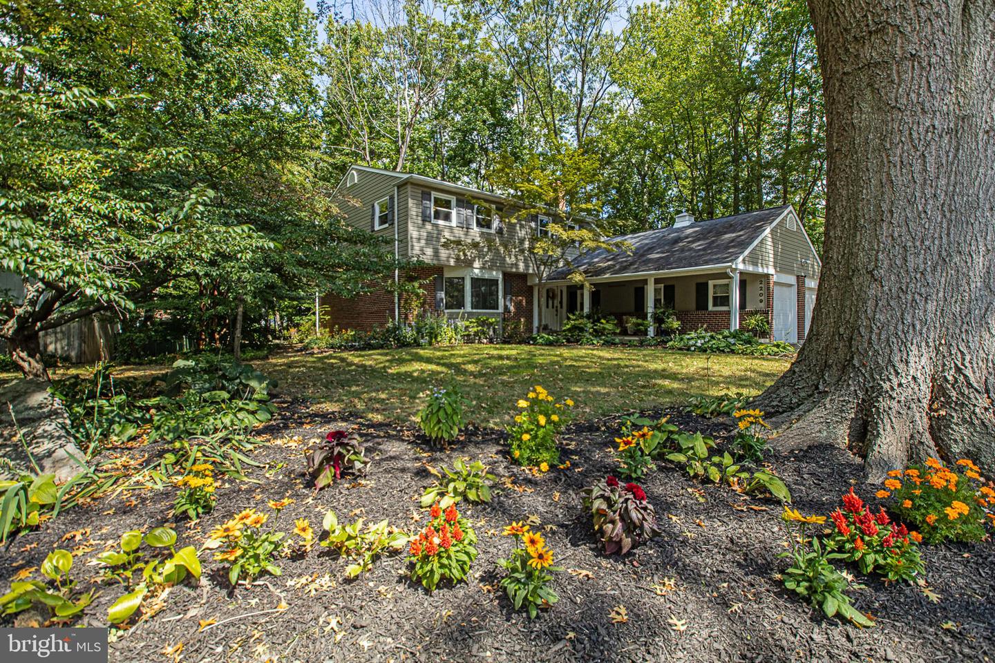 WILMINGTON, Delaware, 19810, United States, 4 Bedrooms Bedrooms, ,3 BathroomsBathrooms,Residential,For Sale,1990467