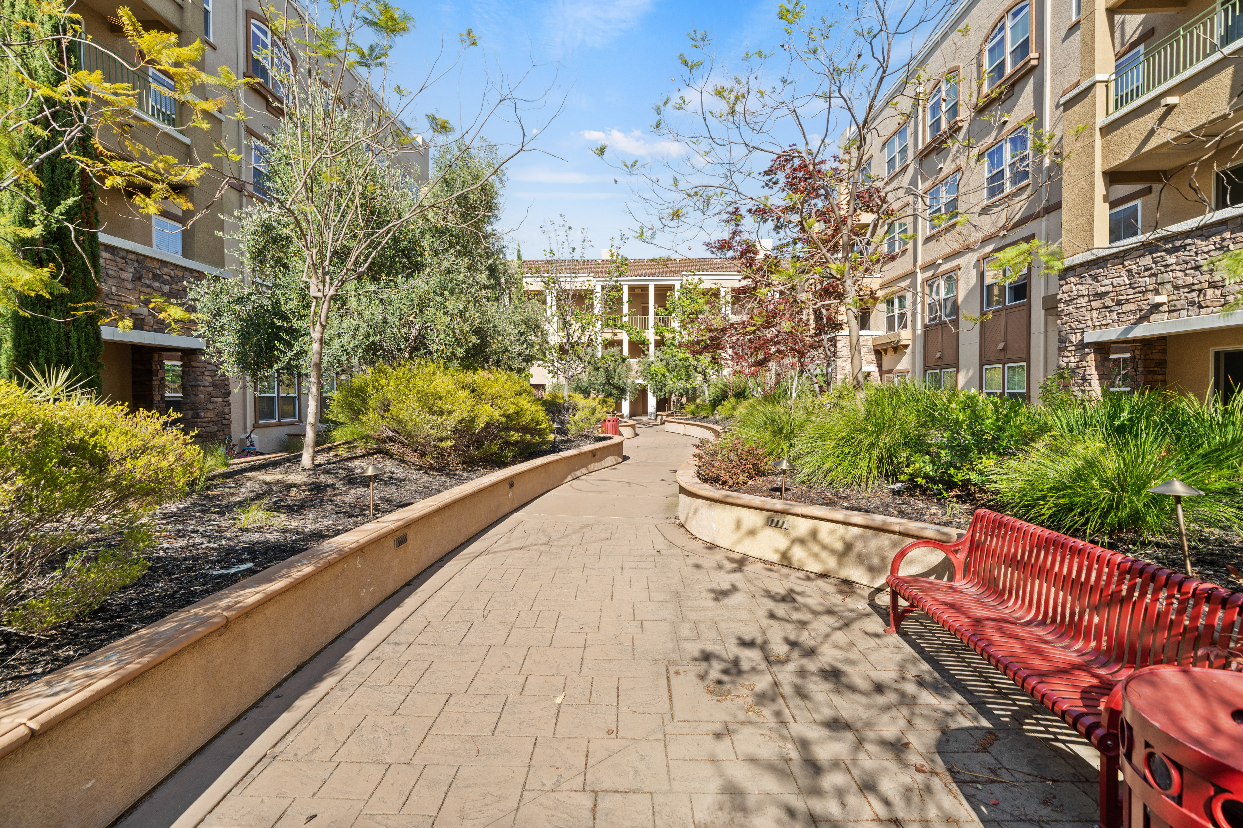  Modern Montebello Living in Gated Warm Springs Community - 物件實景