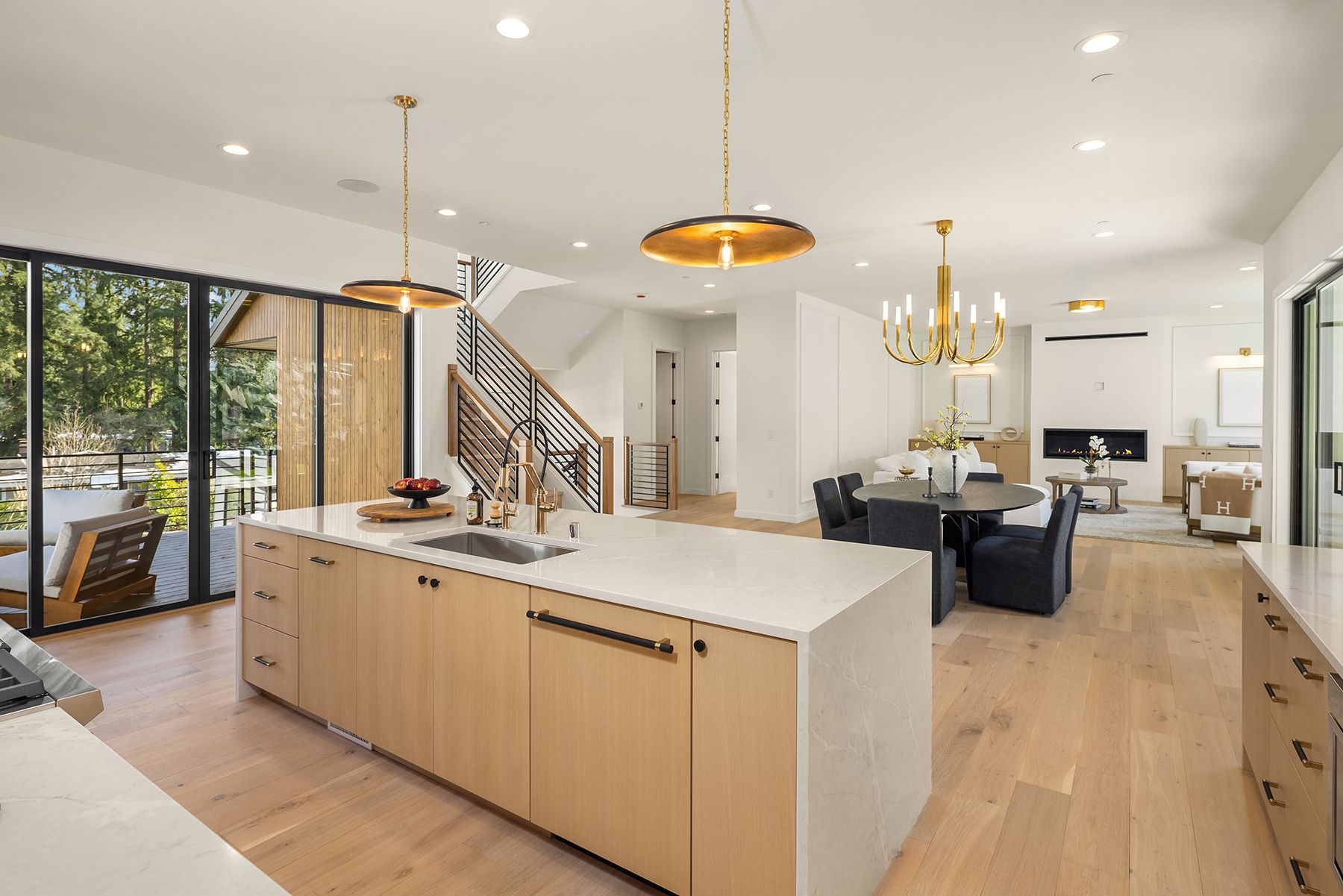  11315 113th Place Northeast, Kirkland, WA 98033 - 物件實景