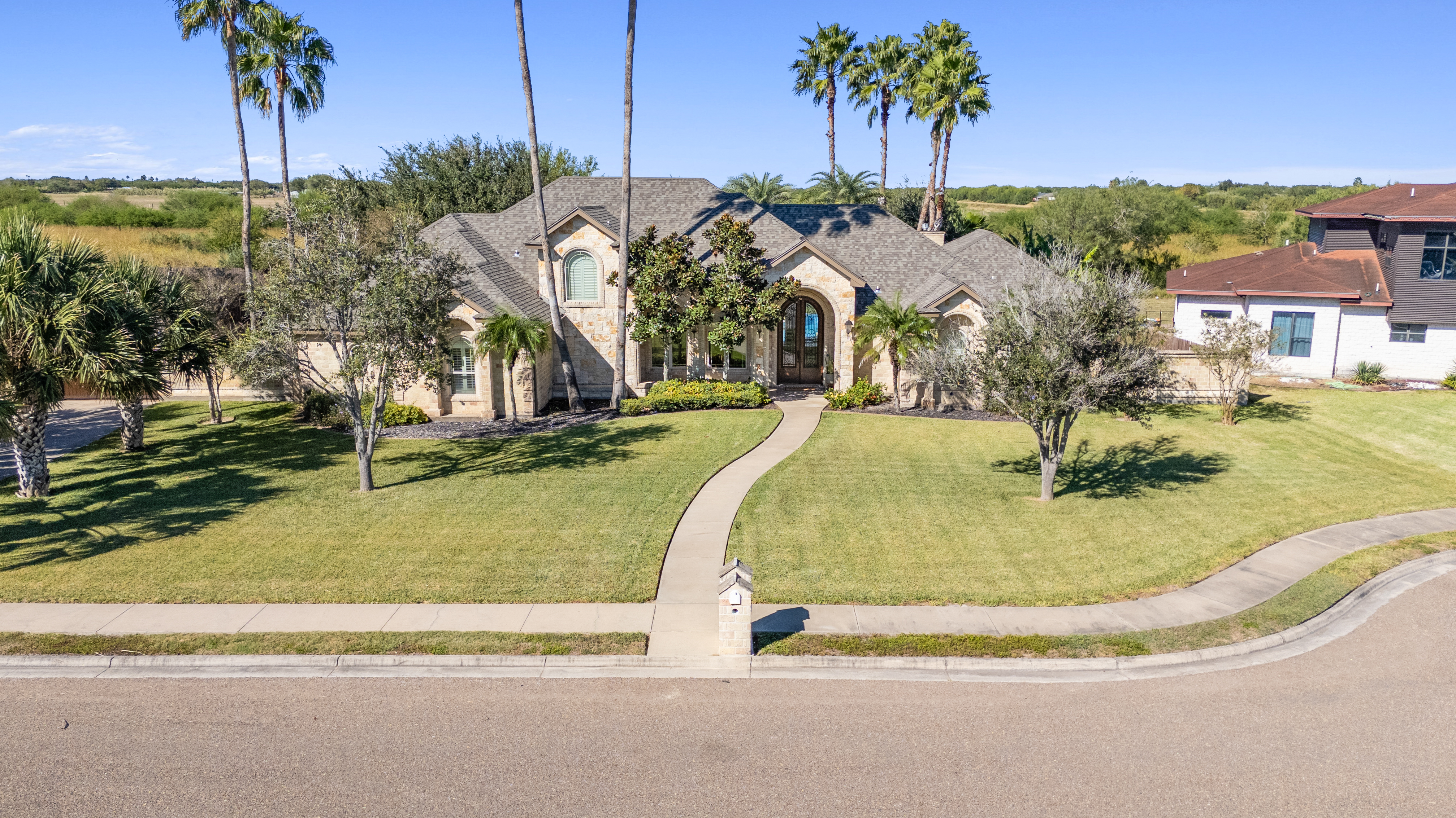 La Feria, Texas, 78559, United States, 4 Bedrooms Bedrooms, ,4 BathroomsBathrooms,Residential,For Sale,1991071