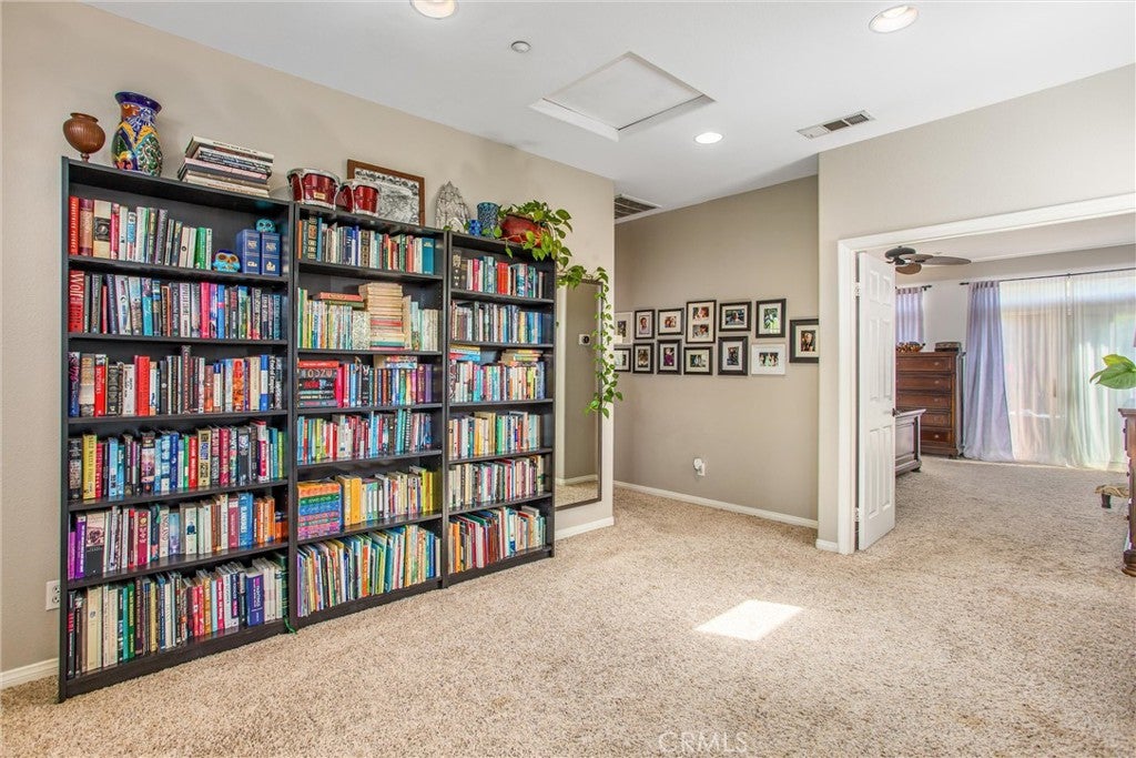 Redlands, California, 92373, United States, 5 Bedrooms Bedrooms, ,4 BathroomsBathrooms,Residential,For Sale,1983103