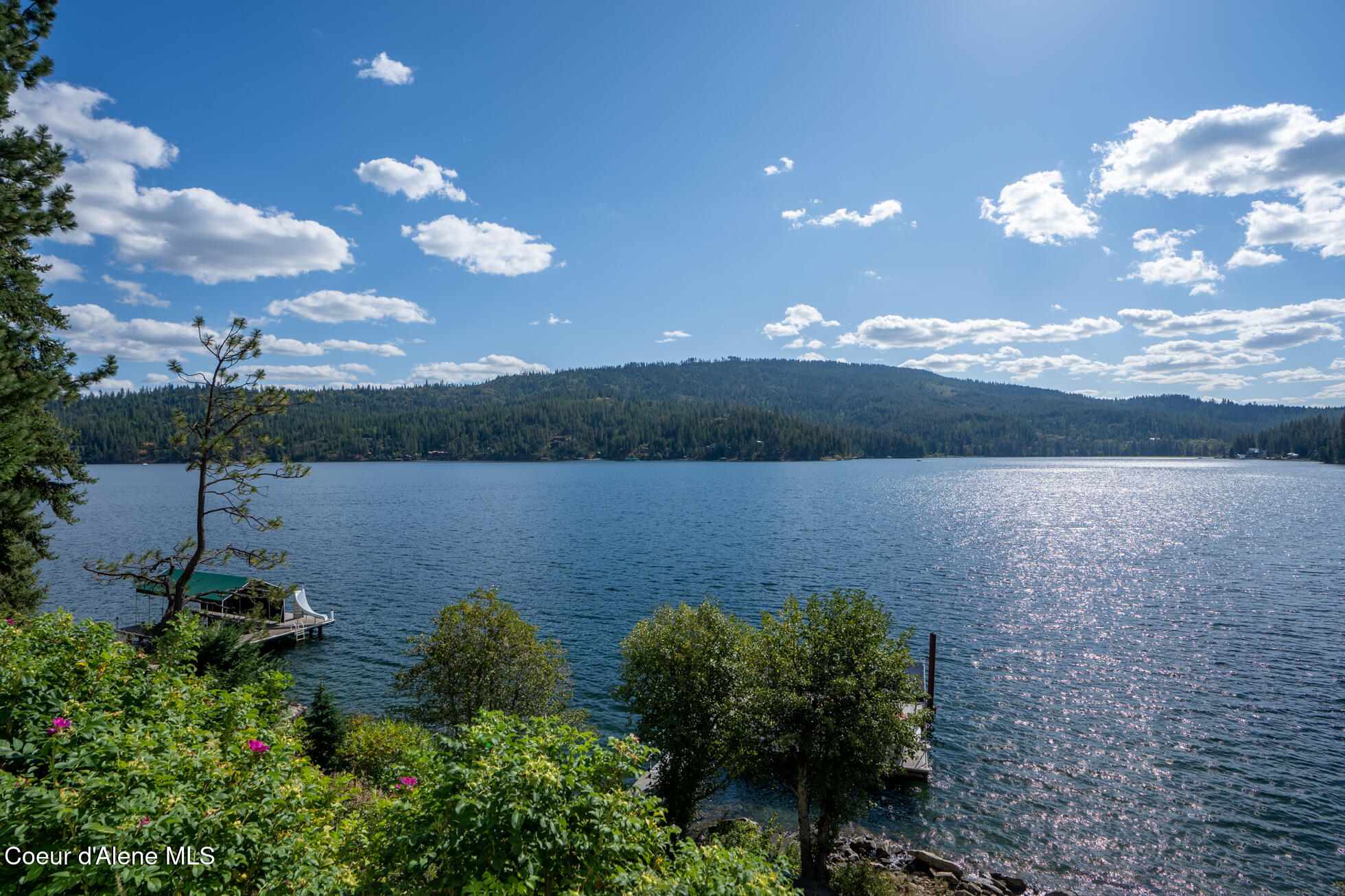 Coeur d'Alene, Idaho, 83814, United States, 4 Bedrooms Bedrooms, ,5 BathroomsBathrooms,Residential,For Sale,1864122