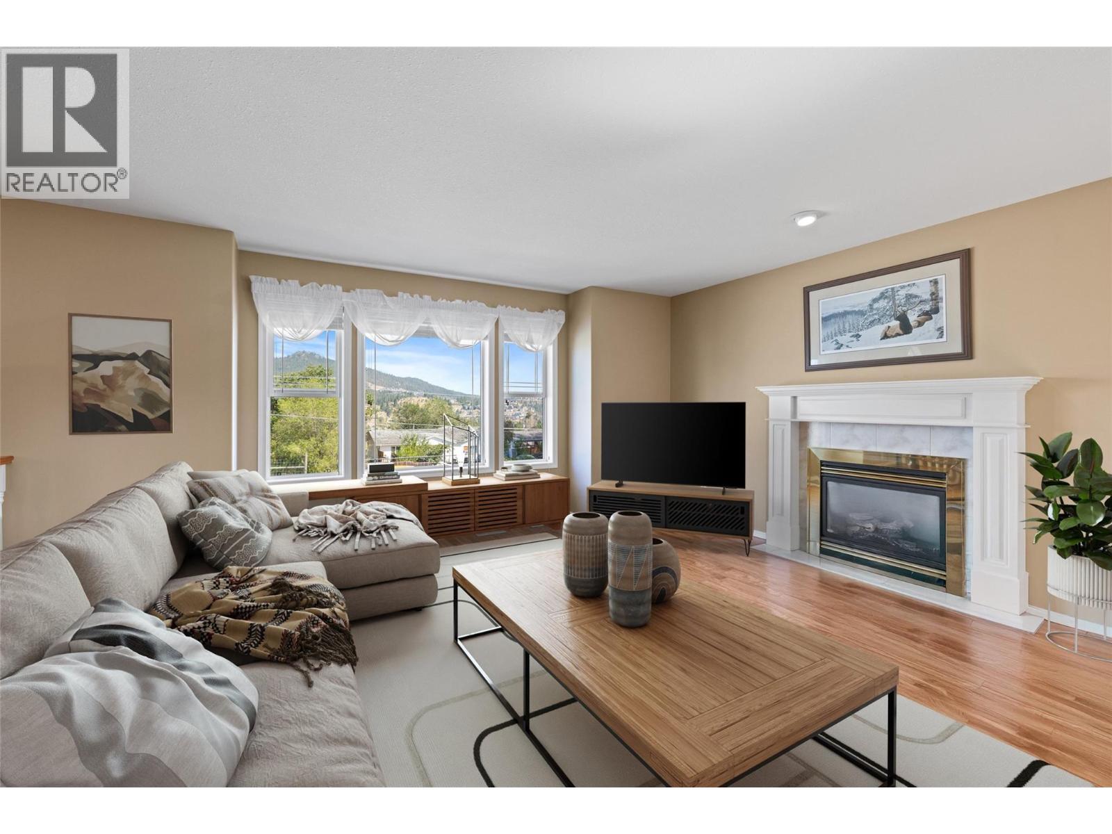 LAKE COUNTRY, British Columbia, V4V 1J1, CA, 5 Bedrooms Bedrooms, ,3 BathroomsBathrooms,Residential,For Sale,1950737