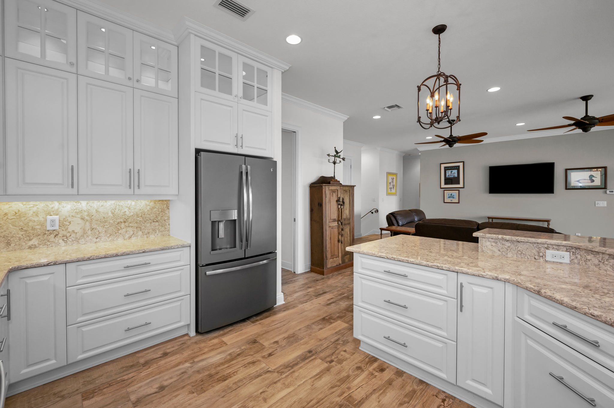 Treasure Island, Florida, 33706, United States, 3 Bedrooms Bedrooms, ,3 BathroomsBathrooms,Residential,For Sale,1974572