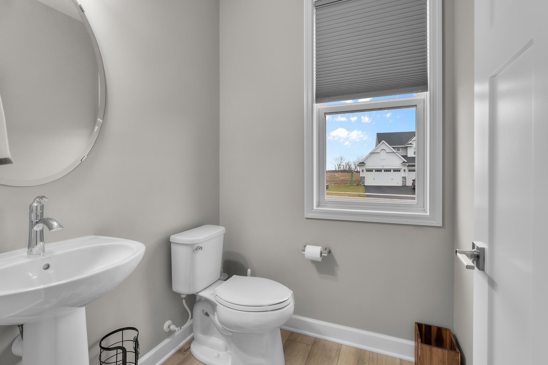 Lino Lakes, Minnesota, 55038, United States, 4 Bedrooms Bedrooms, ,3 BathroomsBathrooms,Residential,For Sale,1995809