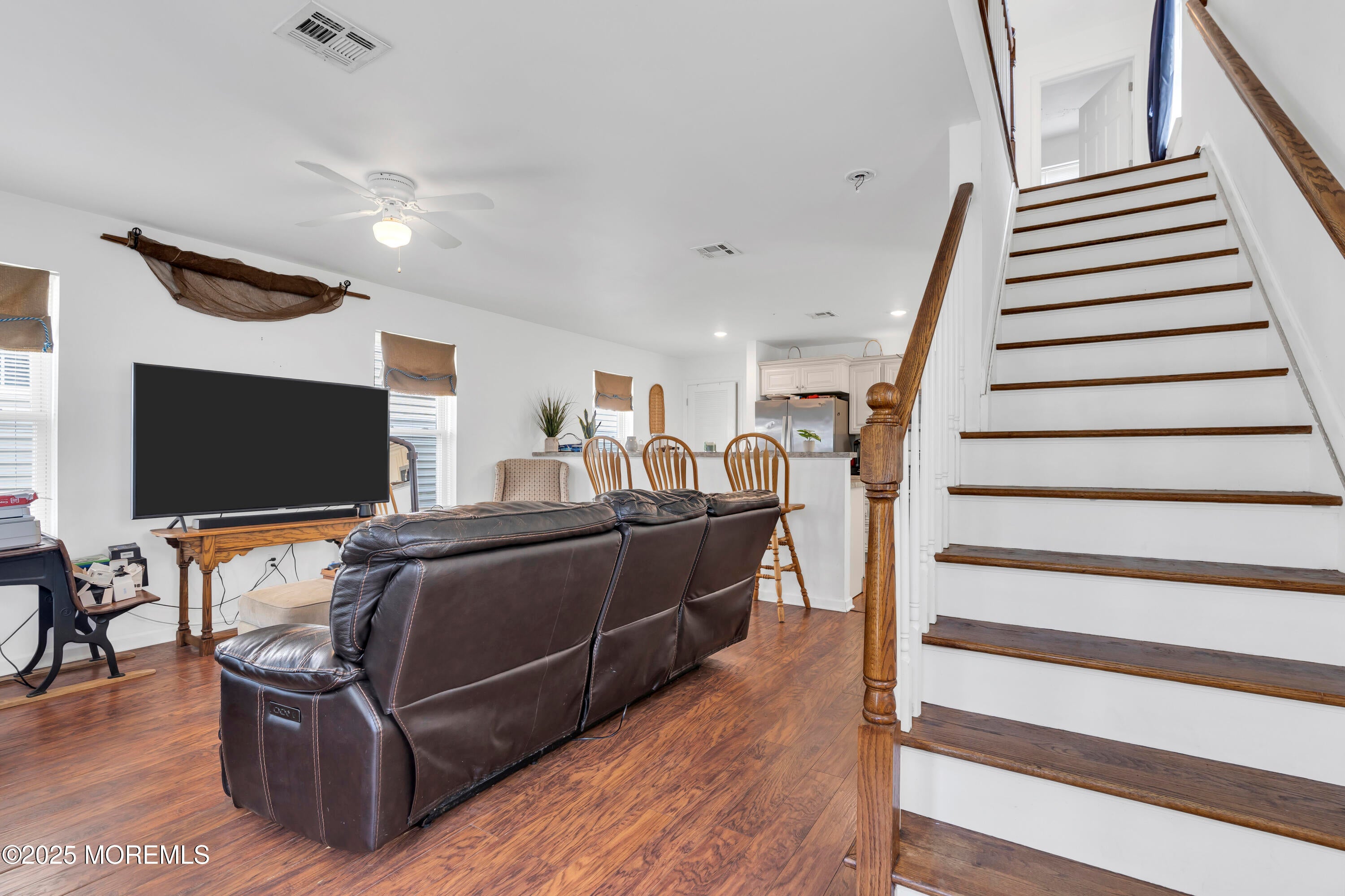 Highlands, New Jersey, 07732, United States, 2 Bedrooms Bedrooms, ,2 BathroomsBathrooms,Residential,For Sale,1980474