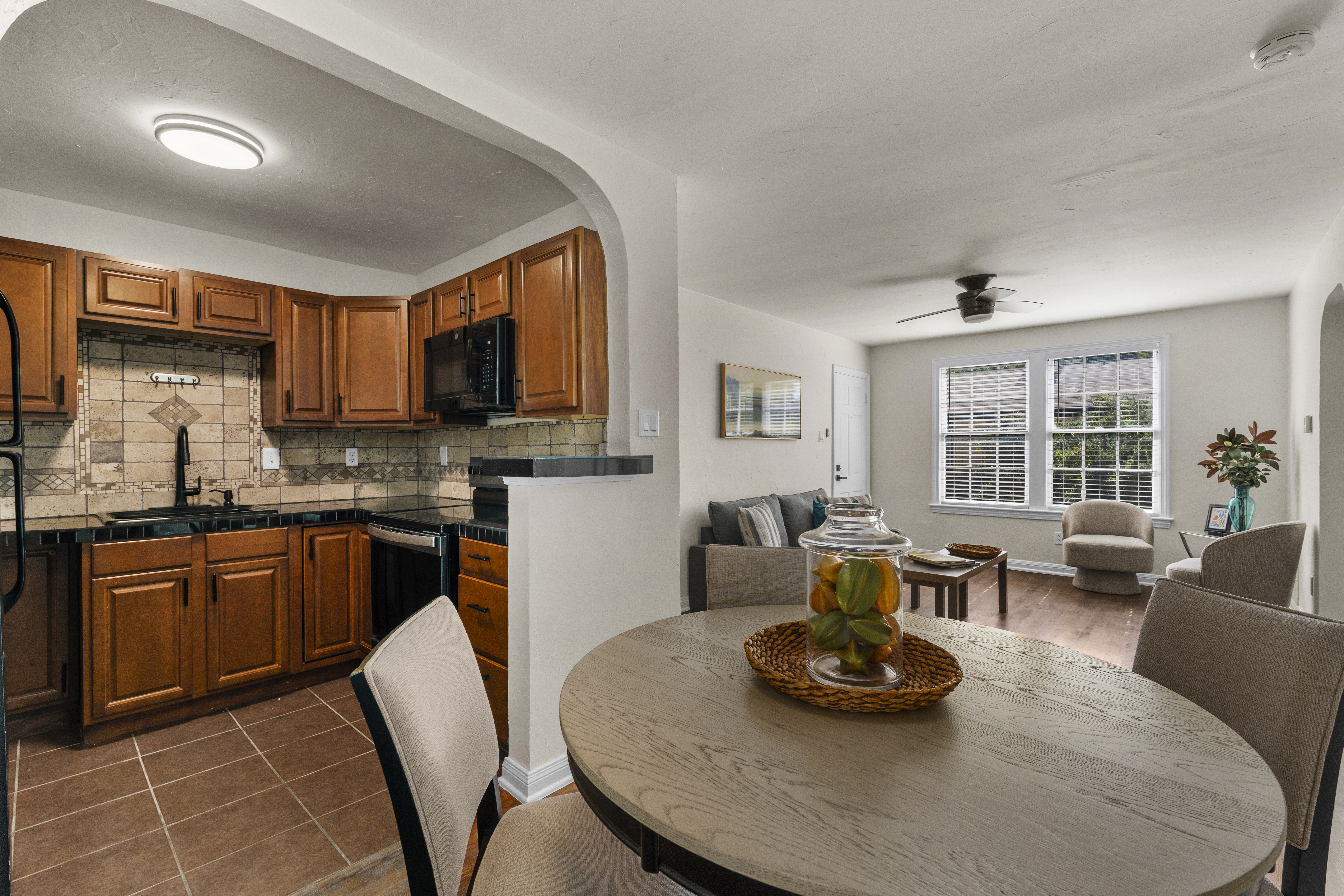  Exceptional 12-Unit Multifamily Investment Opportunity in Historic Monte Vista - 物件實景