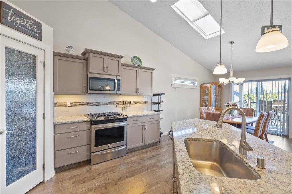 Spokane, Washington, 99217, United States, 3 Bedrooms Bedrooms, ,2 BathroomsBathrooms,Residential,For Sale,1955840