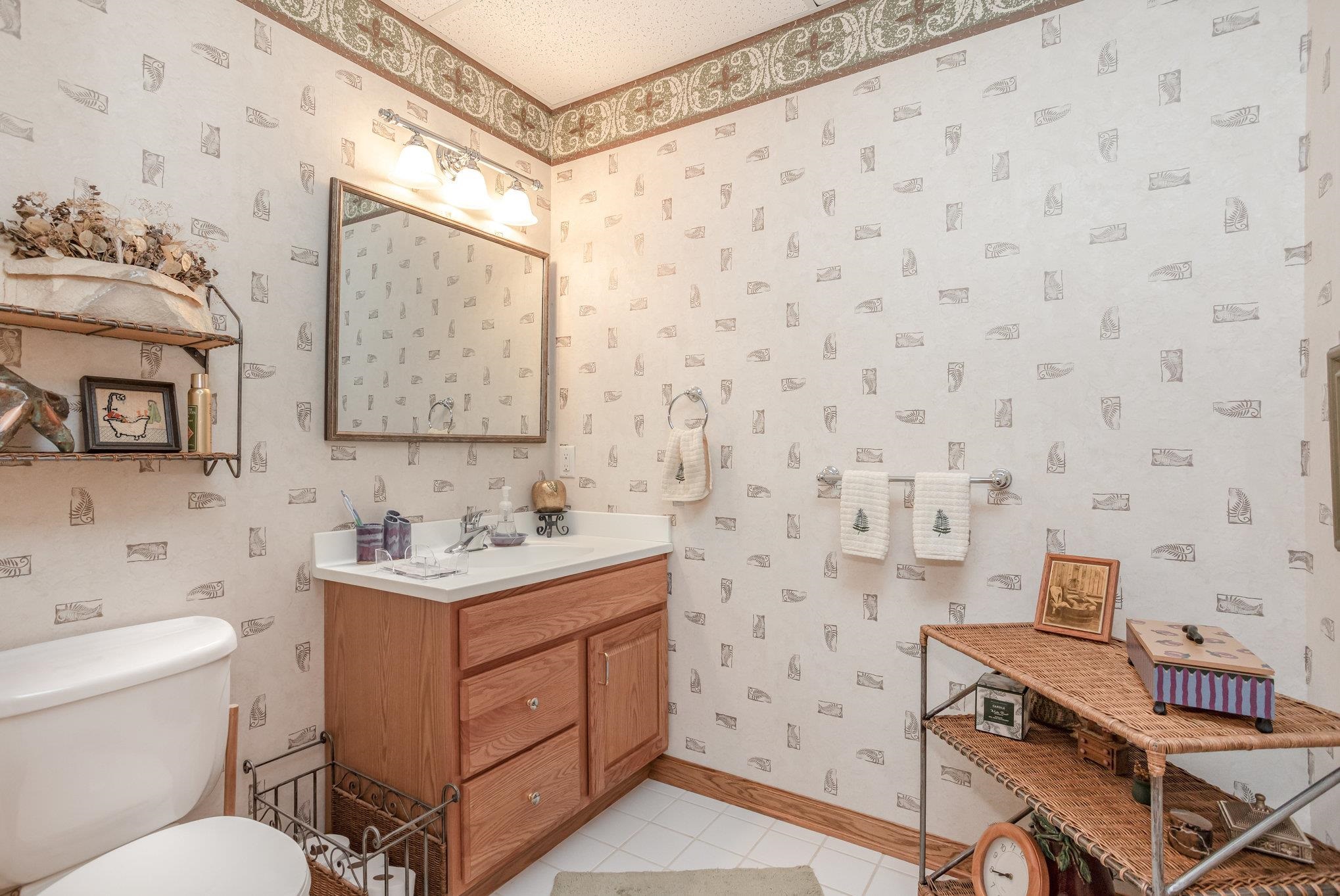 Bay City, Michigan, 48706, United States, 4 Bedrooms Bedrooms, ,5 BathroomsBathrooms,Residential,For Sale,1986135