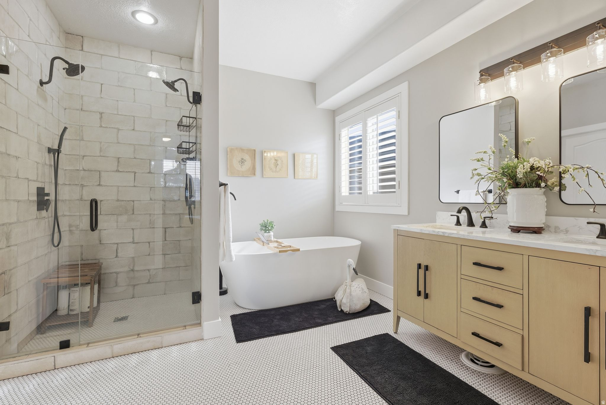 Draper, Utah, 84020, United States, 5 Bedrooms Bedrooms, ,4 BathroomsBathrooms,Residential,For Sale,2000727