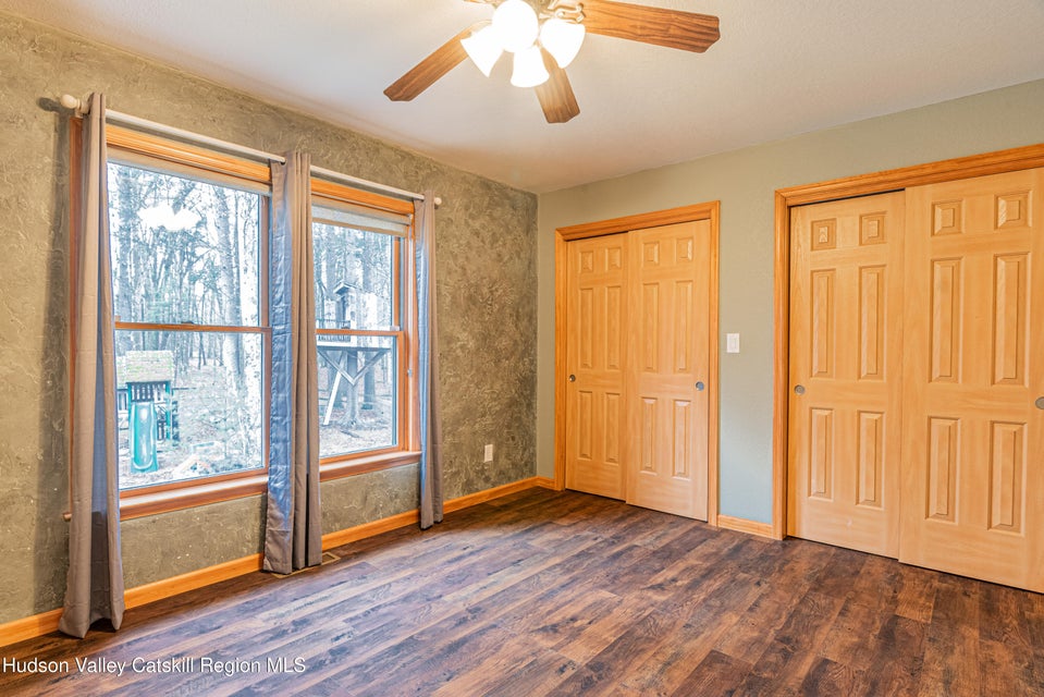 Saugerties, New York, 12477, United States, 4 Bedrooms Bedrooms, ,4 BathroomsBathrooms,Residential,For Sale,1928425