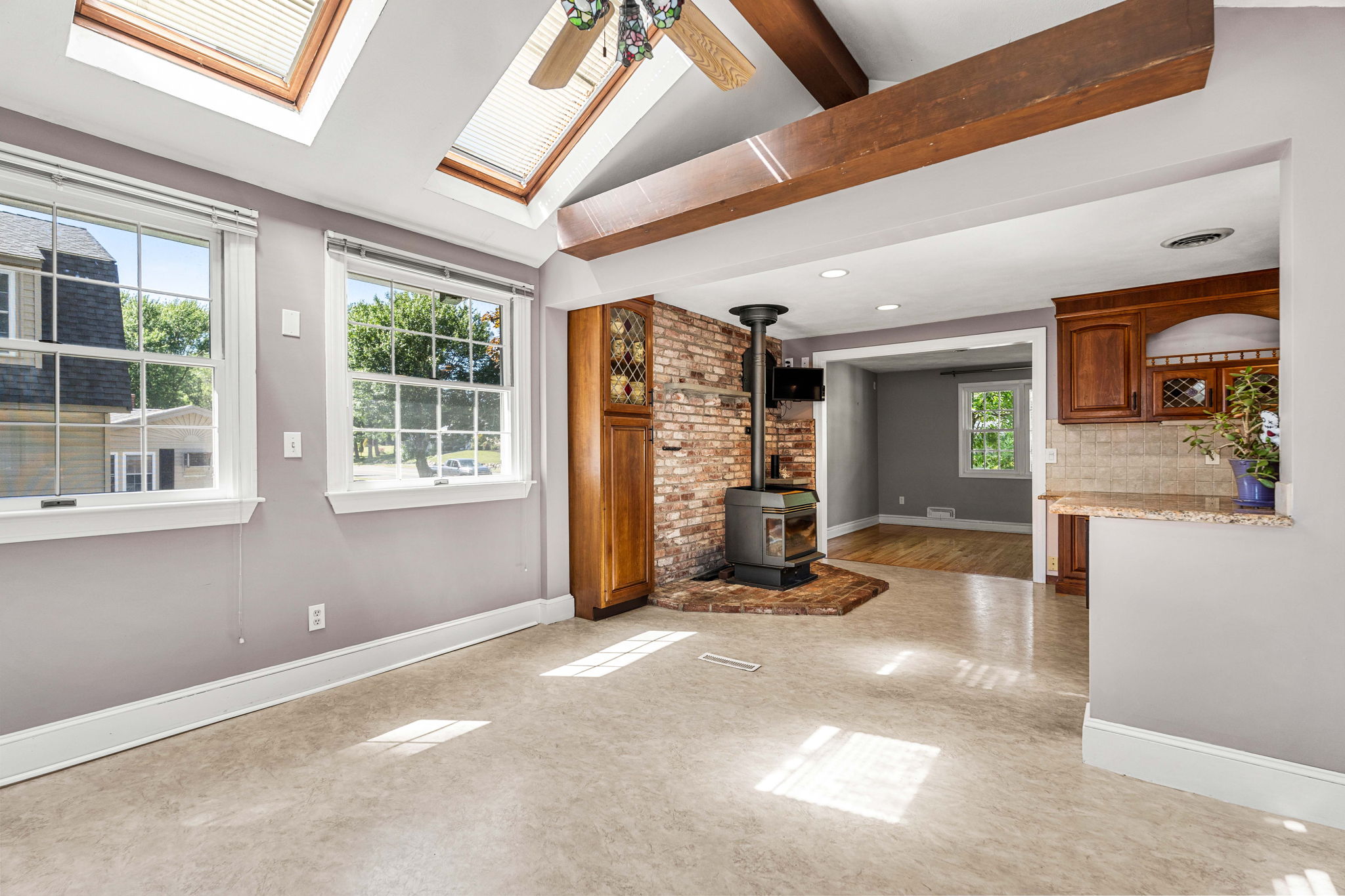  12 Catherine Dr, Peabody, MA, 01960 - 物件實景